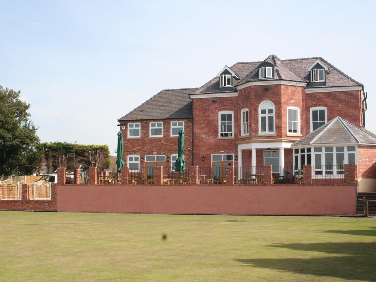 The Corbet Arms Hotel Uffington  Bagian luar foto