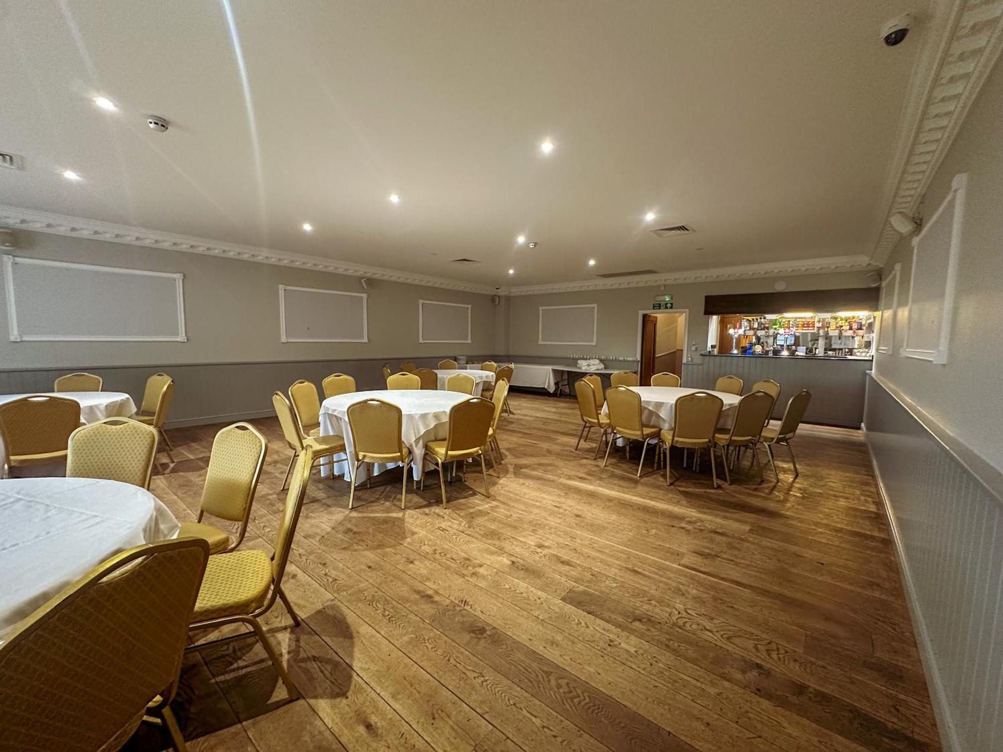 The Corbet Arms Hotel Uffington  Bagian luar foto