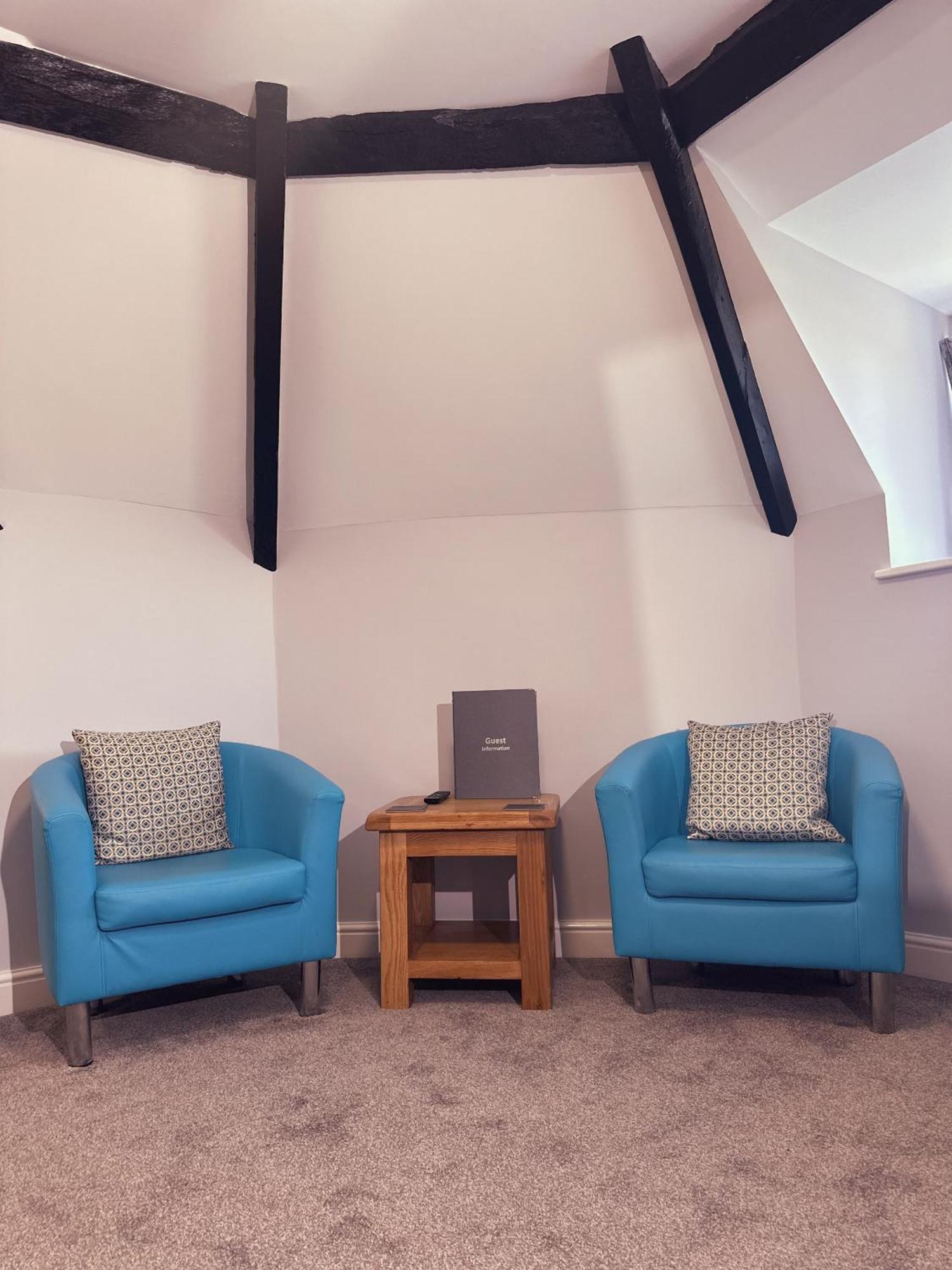 The Corbet Arms Hotel Uffington  Ruang foto