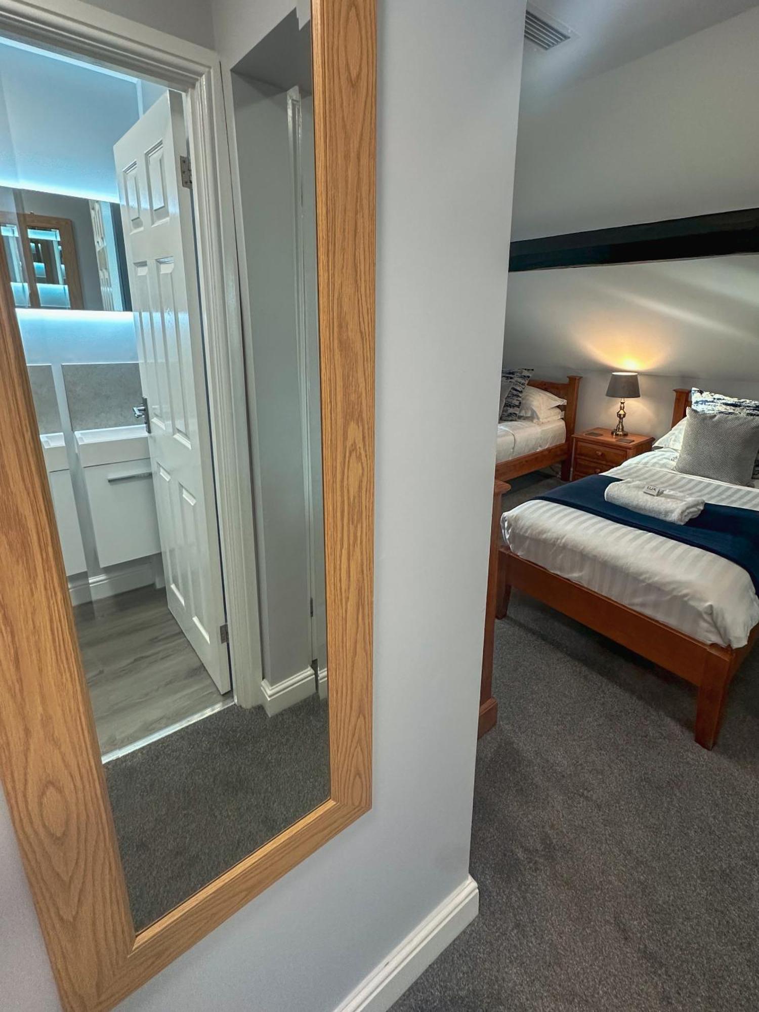 The Corbet Arms Hotel Uffington  Ruang foto