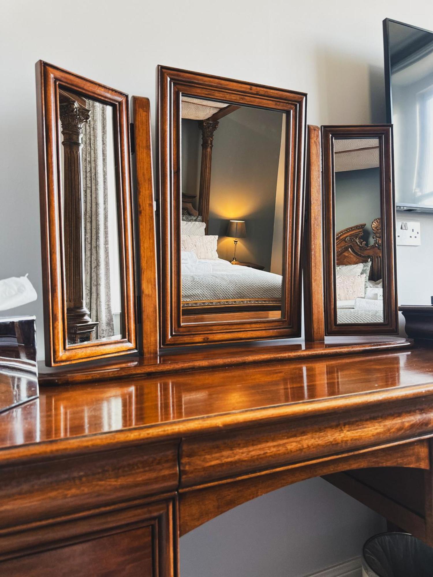 The Corbet Arms Hotel Uffington  Ruang foto