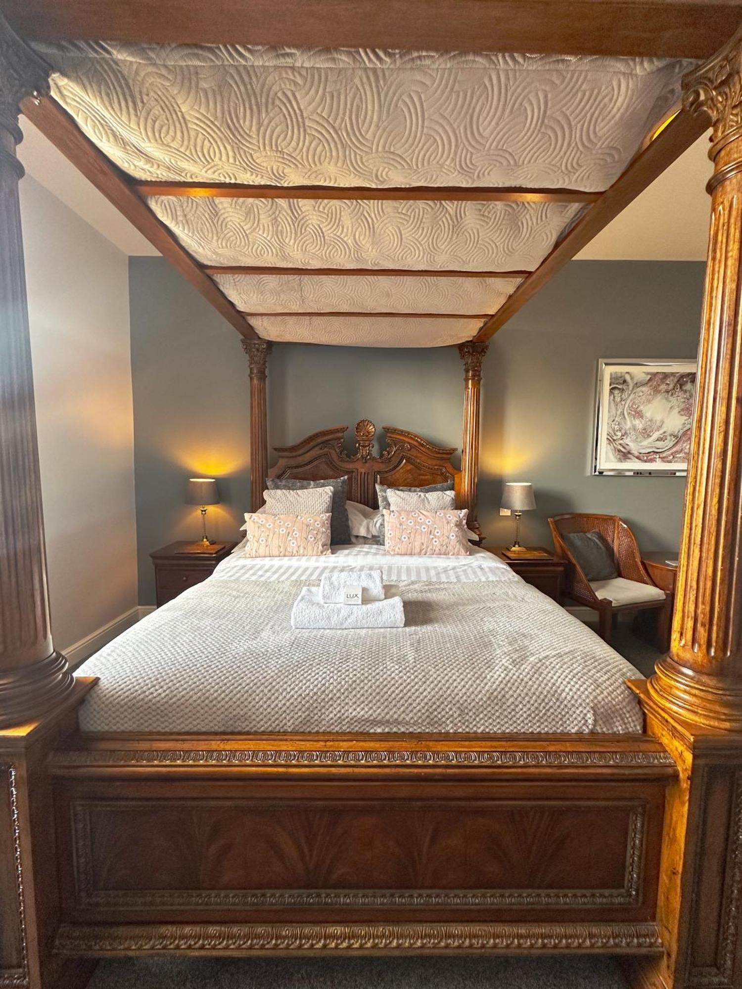 The Corbet Arms Hotel Uffington  Ruang foto
