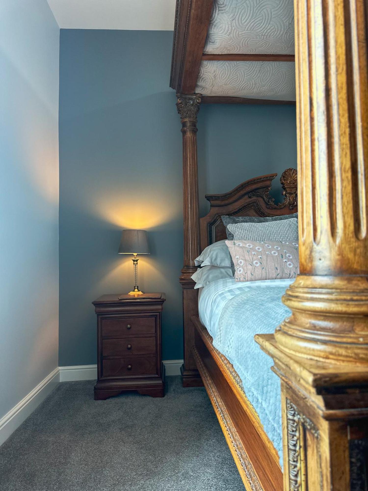 The Corbet Arms Hotel Uffington  Ruang foto